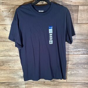 Gildan tshirt